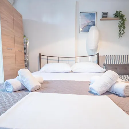 Dns Apartment Kavala